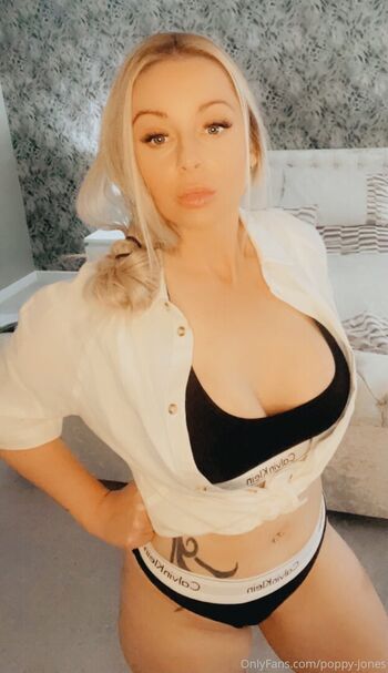 poppy-jones Leaked Nude OnlyFans (Photo 6)