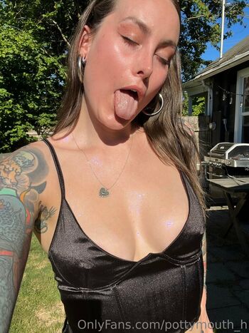 pottymouth_h Leaked Nude OnlyFans (Photo 17)