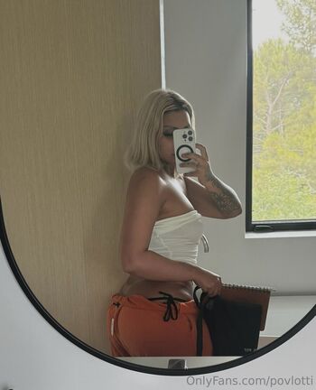 povlotti Leaked Nude OnlyFans (Photo 44)