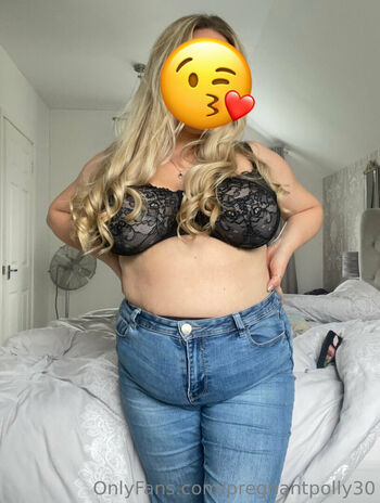 pregnantpolly30