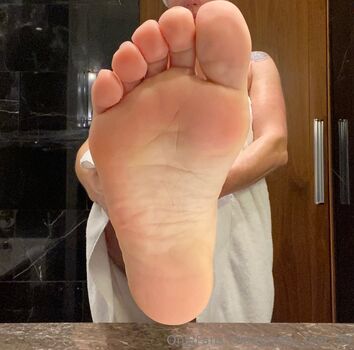 pretty_feet_39