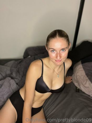 prettyblonde09 Leaked Nude OnlyFans (Photo 18)
