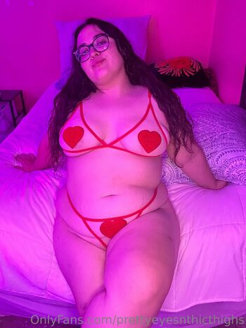 prettyeyesnthicthighs Leaked Nude OnlyFans (Photo 21)