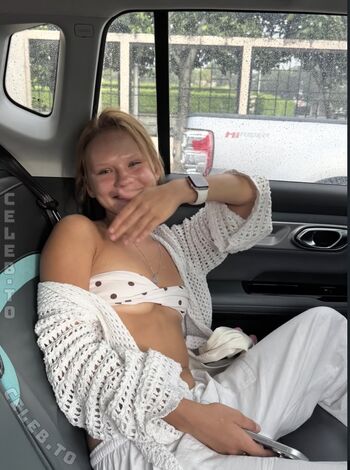 princessvaleriie Leaked Nude OnlyFans (Photo 3)