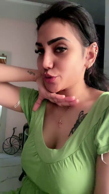 Priya Naidu Leaked Nude OnlyFans (Photo 5)