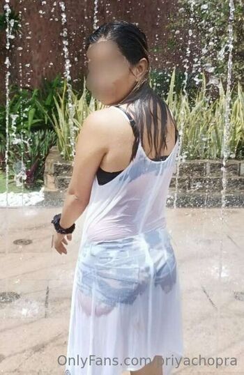 priyachopra Leaked Nude OnlyFans (Photo 3)