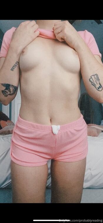 probablyreading Leaked Nude OnlyFans (Photo 3)