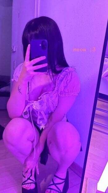 Pweach Leaked Nude OnlyFans (Photo 1)