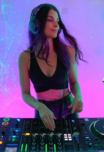 Pyka Leaked Nude OnlyFans (Photo 9)