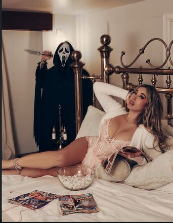 Queen Buenrostro Leaked Nude OnlyFans (Photo 7)