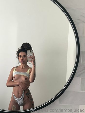 Queen Qiana Leaked Nude OnlyFans (Photo 11)