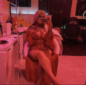 Queen Sandra Leaked Nude OnlyFans (Photo 14)