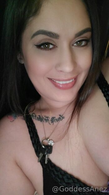 queenanez Leaked Nude OnlyFans (Photo 13)