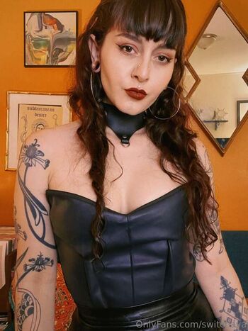 queenavaline