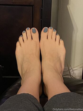 QueenZ’sFeet Leaked Nude OnlyFans (Photo 3)