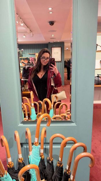 qveenjulia