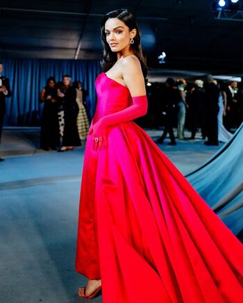 Rachel Zegler Leaked Nude OnlyFans (Photo 747)