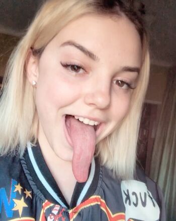 Radmila Maro Leaked Nude OnlyFans (Photo 18)