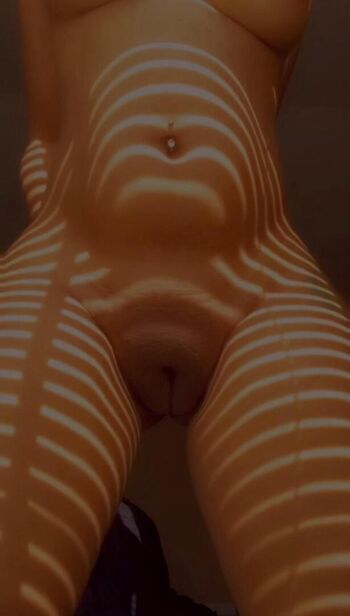 Raeraecake Leaked Nude OnlyFans (Photo 4)