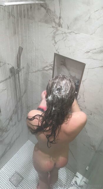 ramsie Leaked Nude OnlyFans (Photo 6)