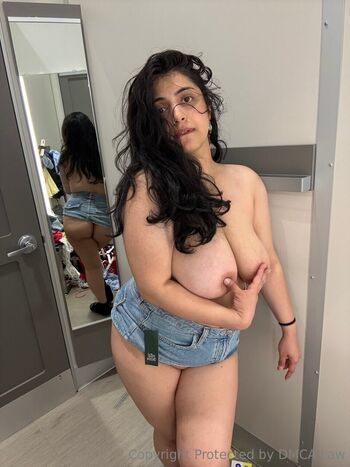 Rashmiix Leaked Nude OnlyFans (Photo 17)
