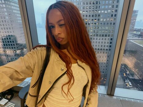 Ravyn Lenae