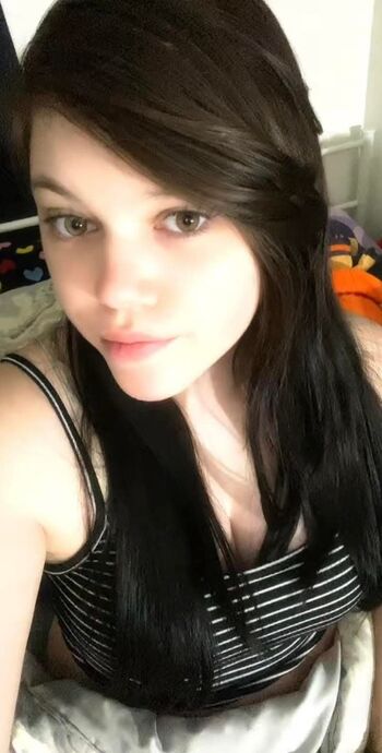 Rebecca Cureton Leaked Nude OnlyFans (Photo 2)