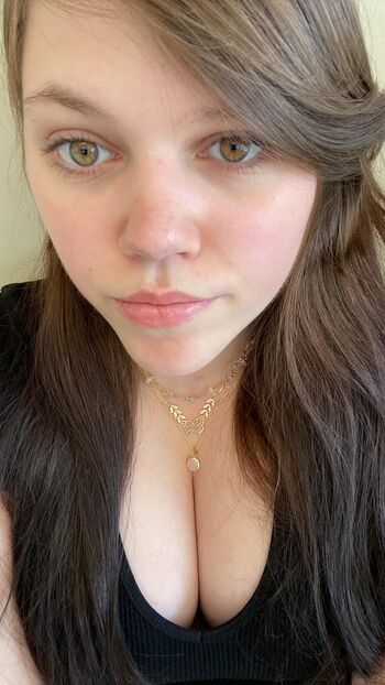 Rebecca Cureton Leaked Nude OnlyFans (Photo 3)
