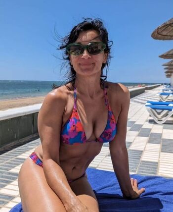 Rebecca Sarker Leaked Nude OnlyFans (Photo 5)