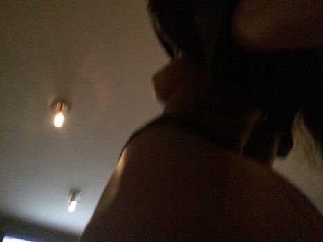 Rihanna Leaked Nude OnlyFans (Photo 1244)