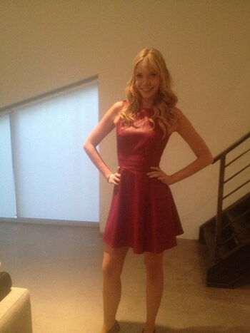 Riki Lindhome Leaked Nude OnlyFans (Photo 29)