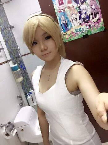 Rina_tanfly4