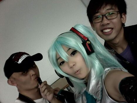 Rina_tanfly4