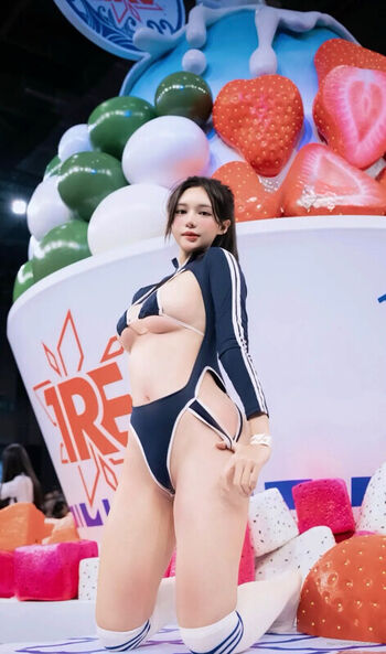 リリ♡ Riribebe123