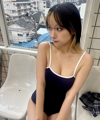 リリ♡ Riribebe123