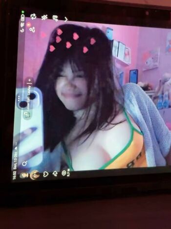 Riska Saputri Leaked Nude OnlyFans (Photo 1)