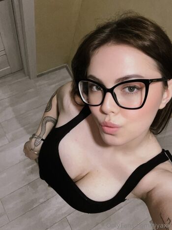 riyaxx Leaked Nude OnlyFans (Photo 27)