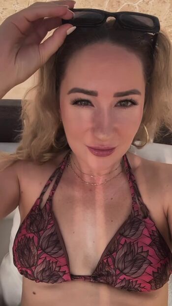 Robyn Adele Anderson Leaked Nude OnlyFans (Photo 21)