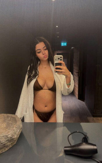 Romanerdt2 Leaked Nude OnlyFans (Photo 1)