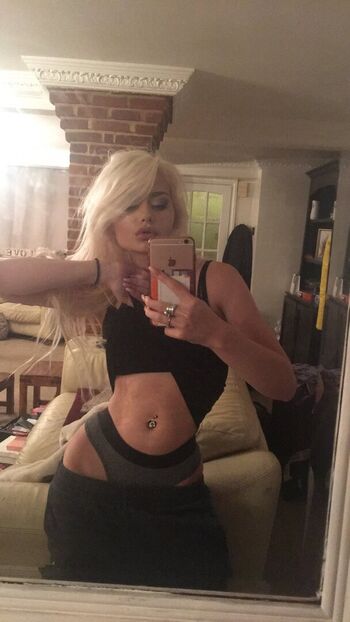 Romanie Smith Leaked Nude OnlyFans (Photo 7)