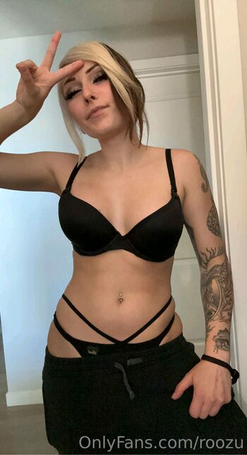 Roozu Leaked Nude OnlyFans (Photo 48)