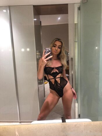 Rose Cassidy Leaked Nude OnlyFans (Photo 38)