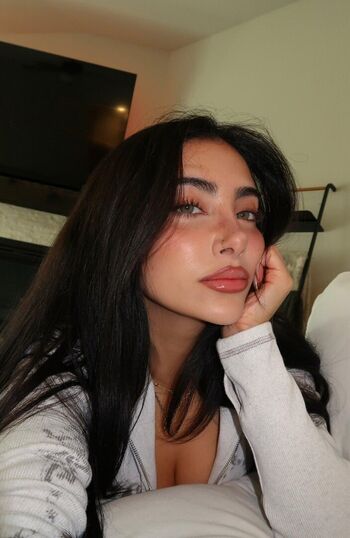 Rose Zara