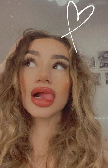 Rossellaml Leaked Nude OnlyFans (Photo 22)