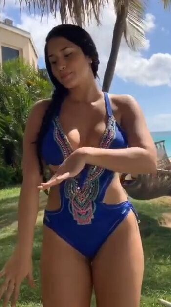 Roxana Ventura Leaked Nude OnlyFans (Photo 99)