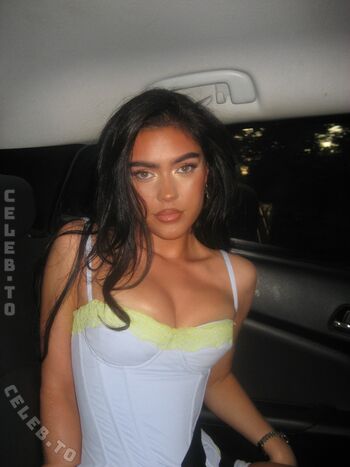 Roxanarosuu Leaked Nude OnlyFans (Photo 13)