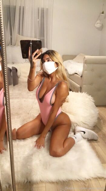 roxannesimz