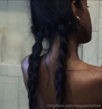 roxy.petitefree