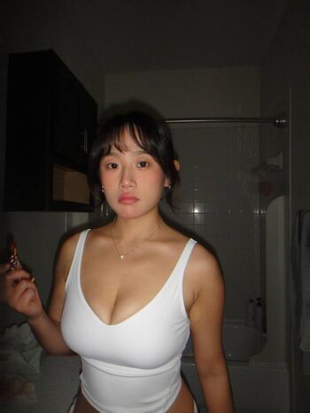 Rubyzhu Leaked Nude OnlyFans (Photo 7)