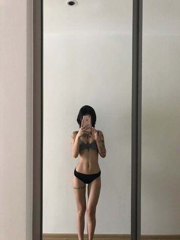 Rungruedee Thammakoon Leaked Nude OnlyFans (Photo 3)